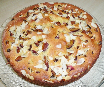 Pflaumenkuchen mit Rührteig