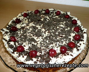 Schwarzwälder-Pudding-Kirschtorte